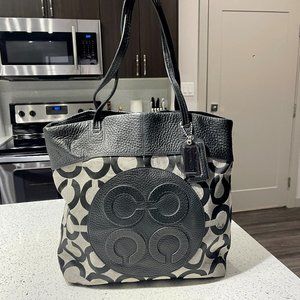 Coach, Julia Apa Perry, Black Tote